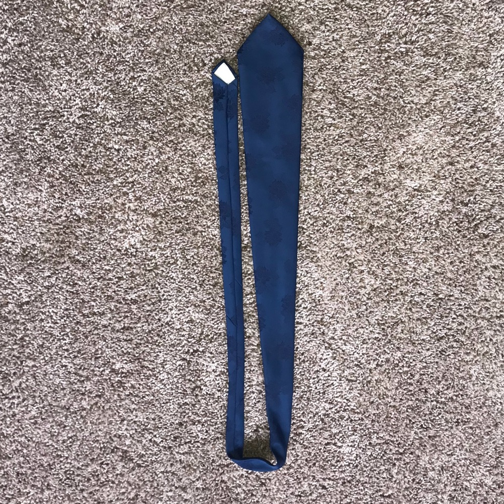Blue necktie